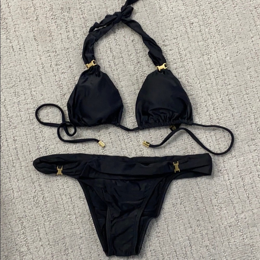 Black vix Brazilian cut bikini